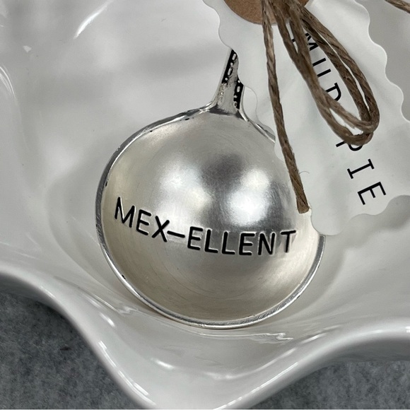 Mud Pie Nacho Ordinary Salsa Dish Embossed Spoon Set Serve‎ Ware White Ceramic - Picture 8 of 9